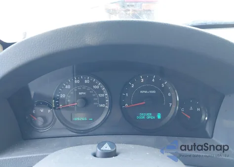 2005 Jeep Grand Cherokee Laredo from USA, damaged, VIN 1J4GR48K35C713542